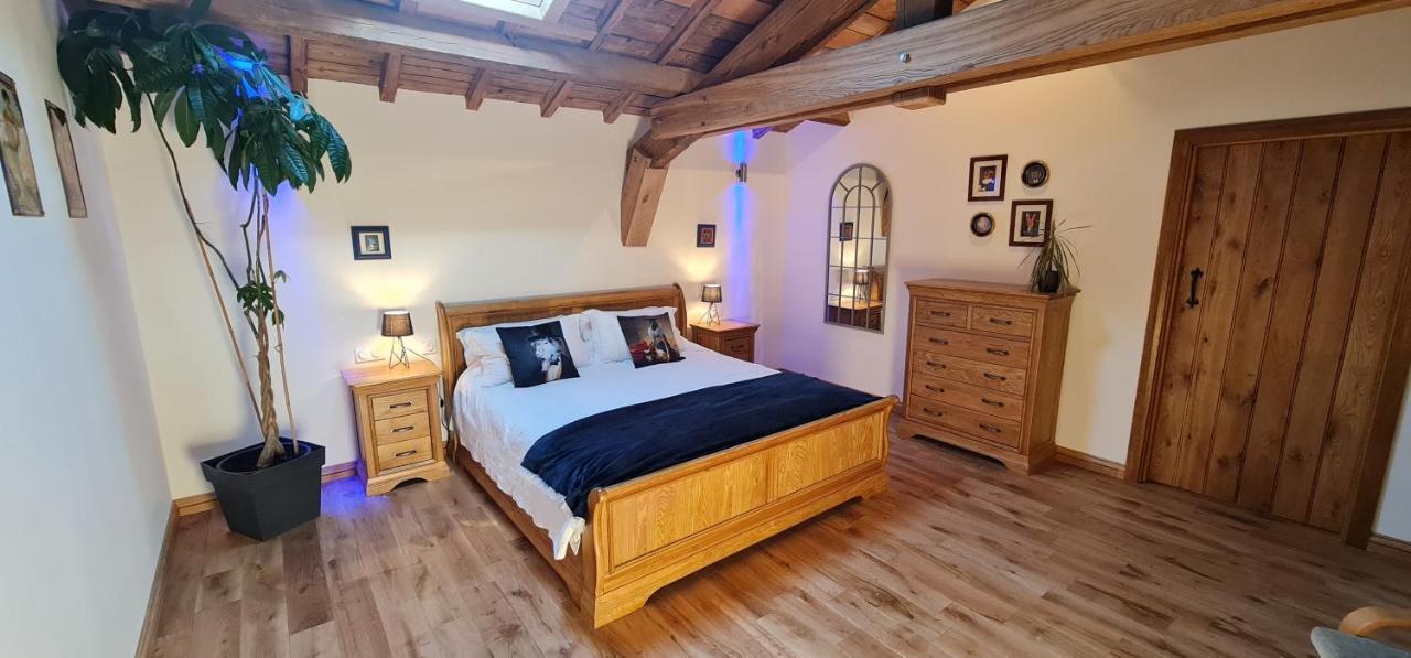 Dom Peyreton Prestige Cottages Set In A Charming Wine Property Villegouge المظهر الخارجي الصورة